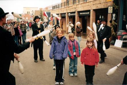 Jamie and Rachel get into a juggling act on Park City's Main Street